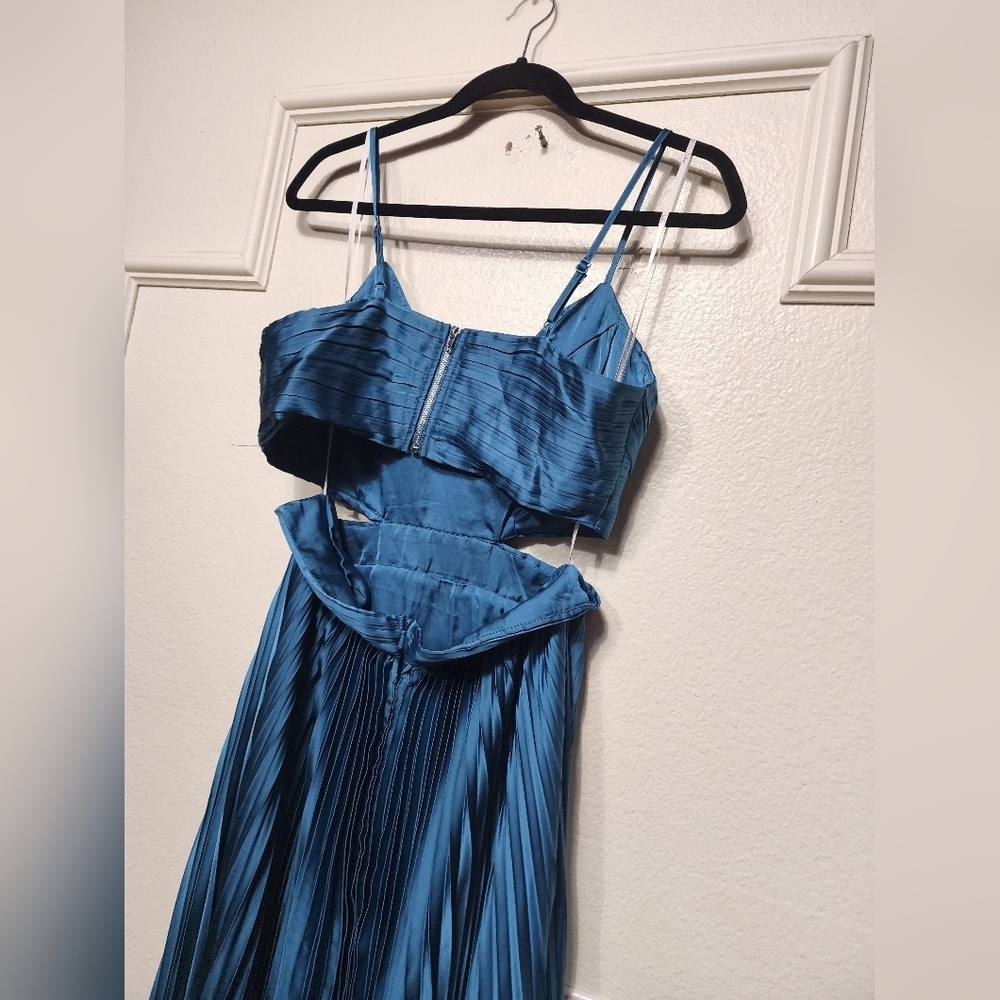 Lulus Got the Glam Teal Pleated Cutout Maxi Dress S Wedding Party Prom Whimsical - Picture 10 of 11